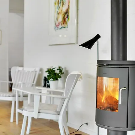 Aino - 1km From The Sea By Interhome Nyaraló Liseleje