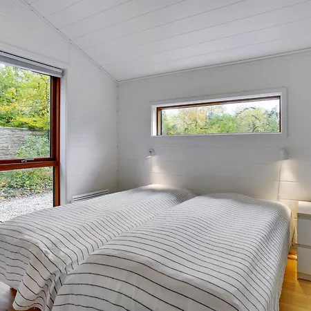 Aino - 1km From The Sea By Interhome * Liseleje