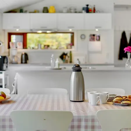 Aino - 1km From The Sea By Interhome Feriehus Liseleje
