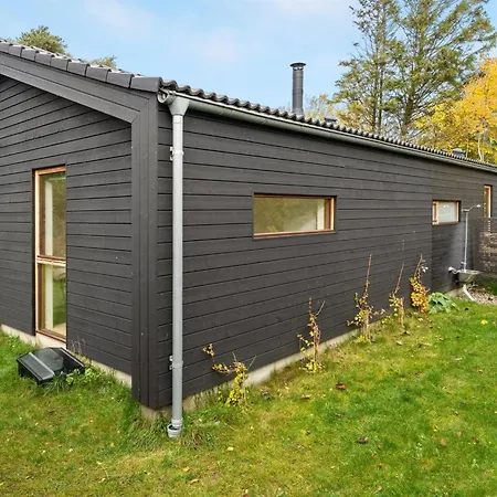 Aino - 1km From The Sea By Interhome Feriehus